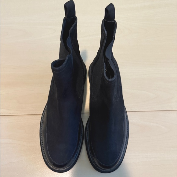 Seychelles black Savor the Moment  Chelsea boot sz 8. - Picture 5 of 6